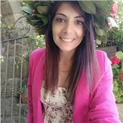 sono la dottoressa Daniela Mancusi e oggi sono qui per offrirvi il mio sostegno scolastico, in tutte le materie fino alla terza media, scienze sociali e umanistiche alle superiori. Inoltre mi sto specializzando nel sostegno scolastico DSA, ADHD ed al